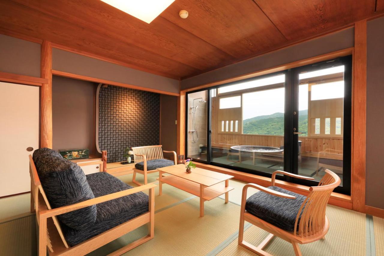 Hotel Yugawara Fuga Exteriér fotografie